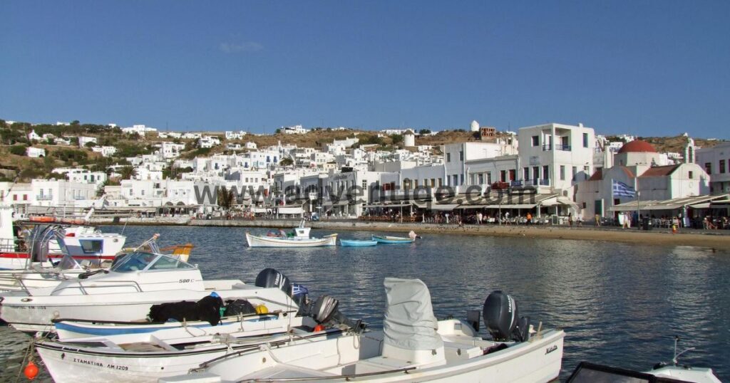 Best Time to Visit Greek Islands (Weather, Crowds & Costs)